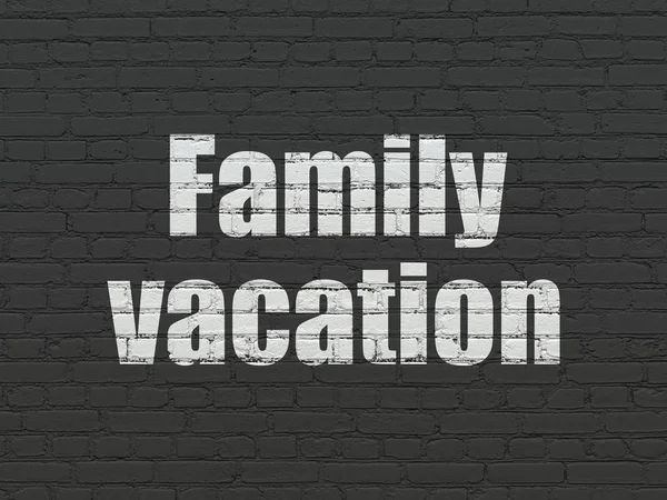 休暇の概念: 壁の背景に家族旅行 — ストック写真