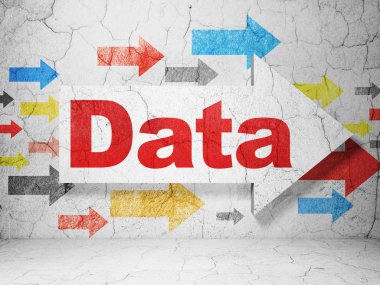 Bilgi kavramı: grunge duvar arka plan üzerinde veri ile ok