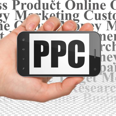 Reklam kavramı: el Smartphone ile Ppc ekranda Holding
