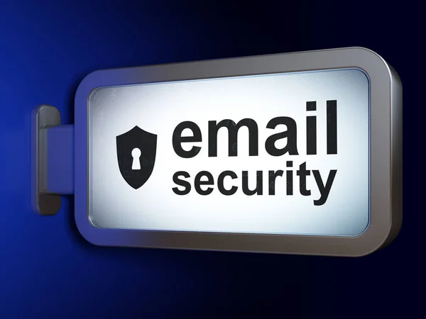 Concepto de privacidad: Seguridad de correo electrónico y escudo con ojo de cerradura en el fondo de la valla —  Fotos de Stock