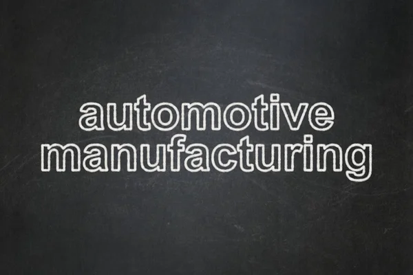 Manufacuring concept: Automotive productie op schoolbord achtergrond — Stockfoto