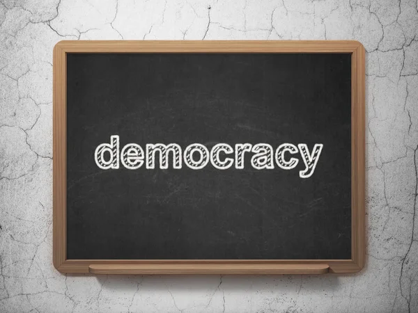 정치 개념: 민주주의 칠판 배경 — 스톡 사진