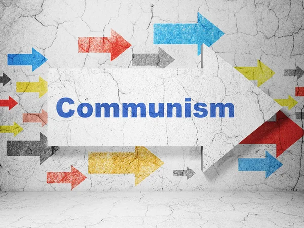 Concepto político: flecha con el comunismo en el fondo del muro grunge —  Fotos de Stock