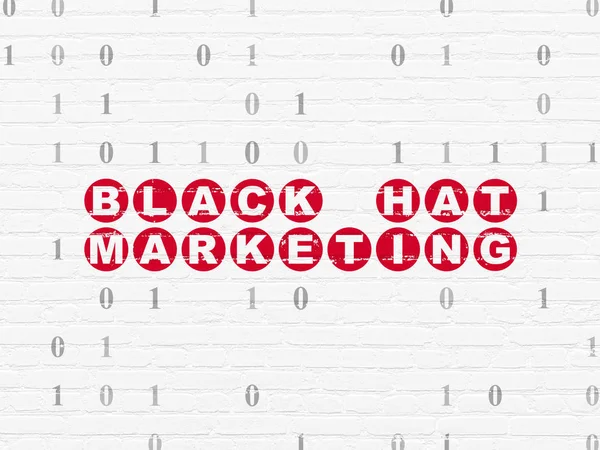 Geschäftskonzept: Black Hat Marketing auf Wandhintergrund — Stockfoto