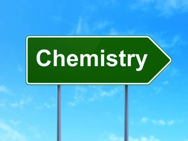 Concepto educativo: Química en el fondo de la señal vial — Foto de Stock