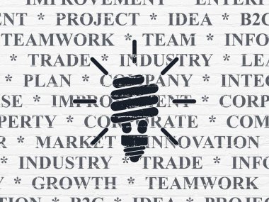 iş kavramı: enerji tasarrufu lambası duvar arka plan üzerinde