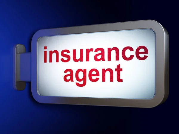 Концепция страхования: Страховой агент на фоне рекламного щита — стоковое фото