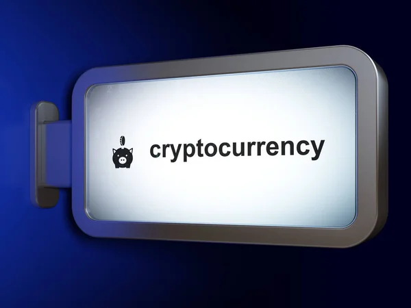 Концепция денег: криптовалюта и копилка с монетой на фоне рекламного щита — стоковое фото