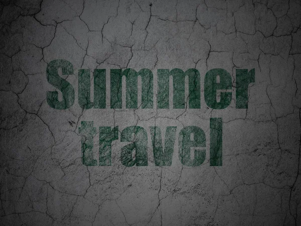 Концепція відпустки: Літня подорож на гранжевому фоні стіни — стокове фото