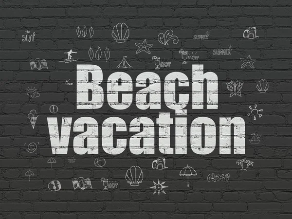 Koncept dovolenou: Beach dovolenou na zeď na pozadí — Stock fotografie