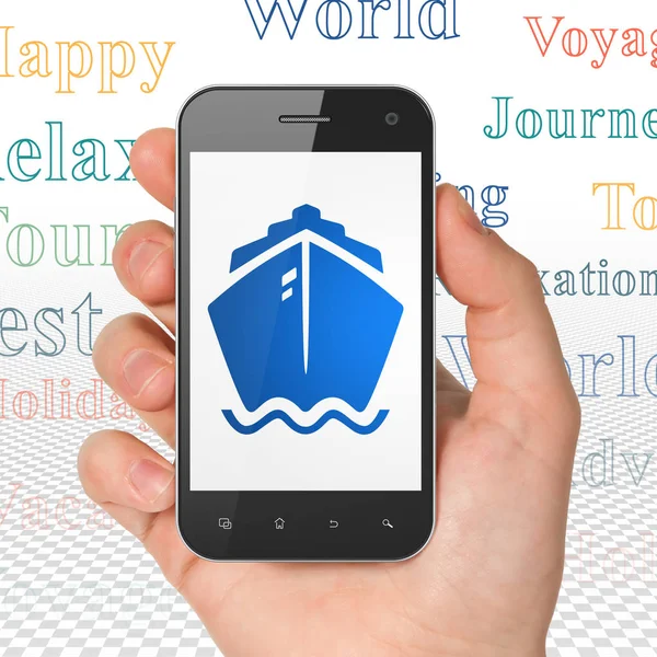 Travel concept: Hand Holding Smartphone met schip op display — Stockfoto