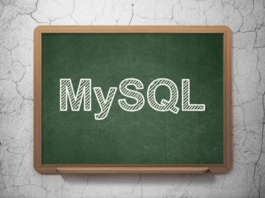 Veritabanı kavramı: Mysql kara tahta arka plan üzerinde