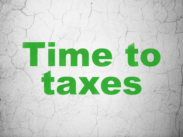Financiën concept: tijd om belastingen op muur achtergrond — Stockfoto