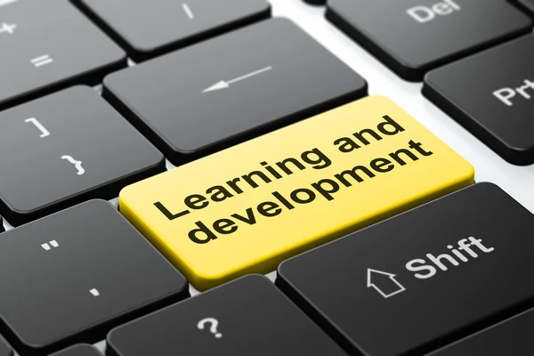 Tanulás fogalma: tanulás és fejlődés a számítógép billentyűzet háttér — Stock Fotó
