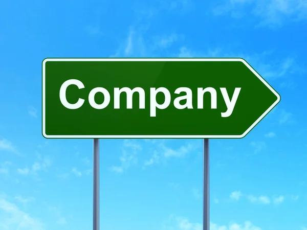 Concepto de financiación: Empresa en el fondo de la señal vial — Foto de Stock