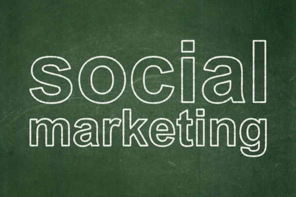 Έννοια Marketing: κοινωνικό μάρκετινγκ σε φόντο Μαυροπίνακας — Φωτογραφία Αρχείου