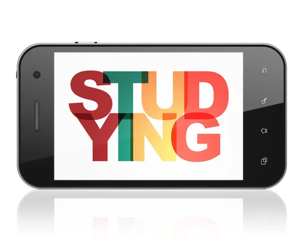 Concetto di apprendimento: Smartphone con Studio in mostra — Foto Stock