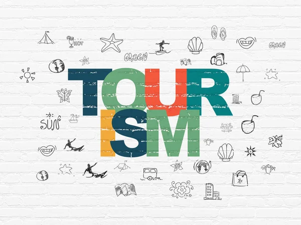 Concept van het toerisme: toerisme op muur achtergrond — Stockfoto