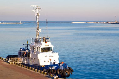 Odessa, Ukrayna - 02 Ocak 2017 römorkör Limanı rıhtım üzerinde Odessa, Ukrayna