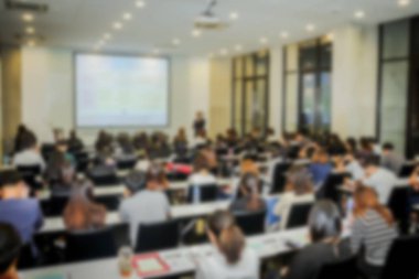 iş toplantı konferans eğitim öğrenme koçluk seyirci kavramı, bulanık arka plan
