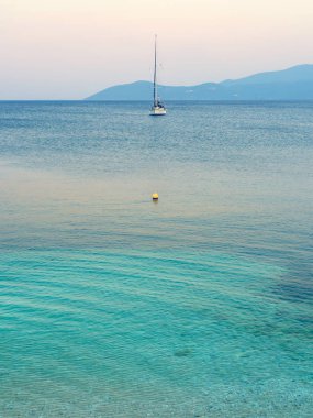 İyon Denizi içinde yat