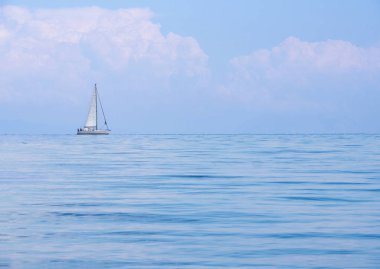 Ionian Sea sularda tekne