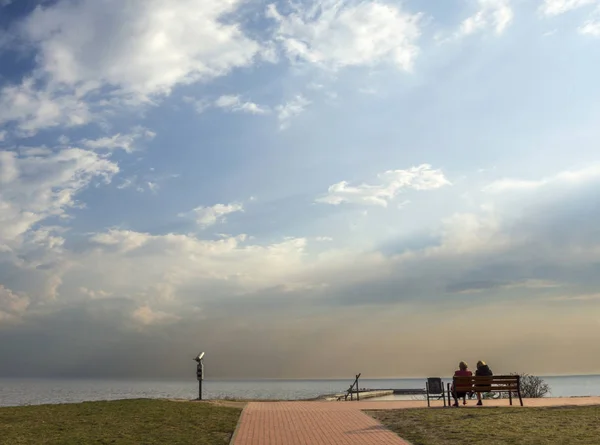 Pôr Sol Lagoa Curoniana Antes Tempestade Klaipeda Lituânia — Fotografia de Stock