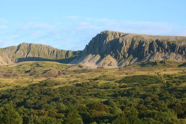 Cadair Ідріс гірський хребет в Уельсі — стокове фото