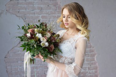 güzel romantik gelinin sabah