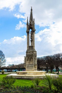 Behind Notre Dame de Paris