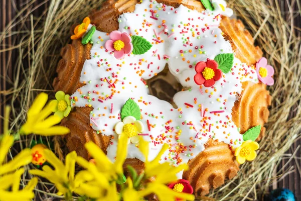 Paastaart Kulich Cake Een Rustieke Achtergrond Taart Vieren Pasen Concept — Stockfoto