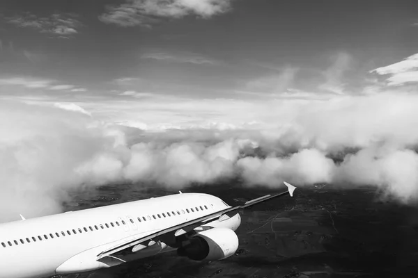 Flugzeug am Himmel Flug Reise Transport Flugzeug Hintergrund — Stockfoto