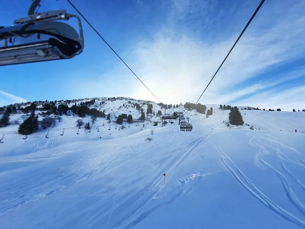 Telesilla Esquí Montañas Nevadas Invierno Naturaleza —  Fotos de Stock