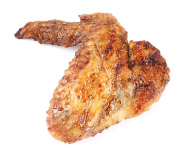 Izgara tavuk kanadı üzerinde beyaz izole