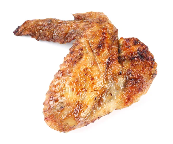Izgara tavuk kanadı üzerinde beyaz izole