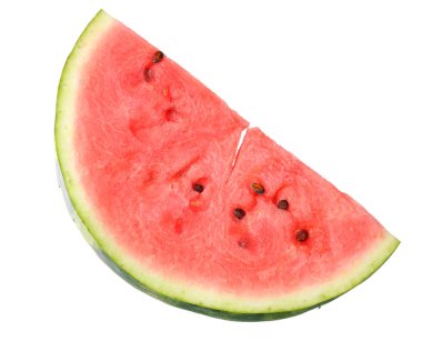 Beyaz arka planda izole edilmiş dilimlenmiş olgun karpuz. en üstteki görünüm 