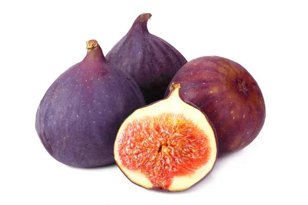 Frutos de figo fatiados isolados sobre fundo branco — Fotografia de Stock