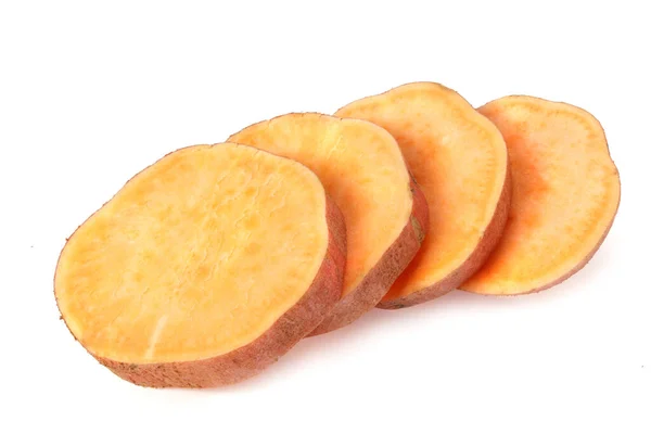 Gesneden Zoete Aardappelen Geïsoleerd Witte Achtergrond — Stockfoto