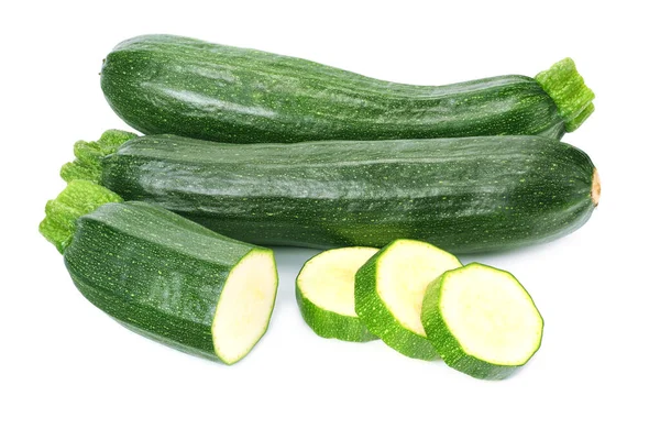 Zucchine Fresche Verdi Con Fette Isolate Fondo Bianco — Foto Stock