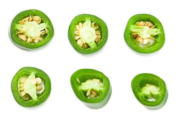 Pimentas Jalapeno Fatiadas Isoladas Sobre Fundo Branco Pimenta Verde Capsicum — Fotografia de Stock