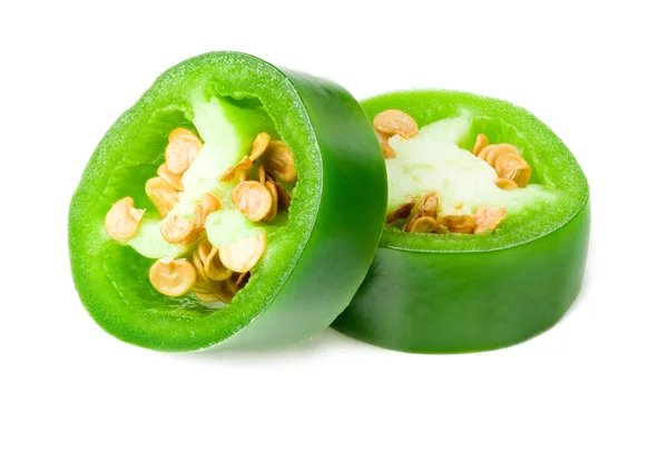 Scheiben Geschnittene Jalapeño Paprika Isoliert Auf Weißem Hintergrund Grüne Chilischote — Stockfoto