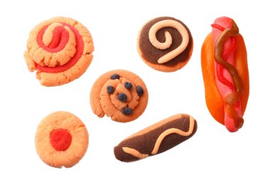 Beyaz arka planda izole edilmiş şekerli plastik sosisli sandviç. Kil modelleme