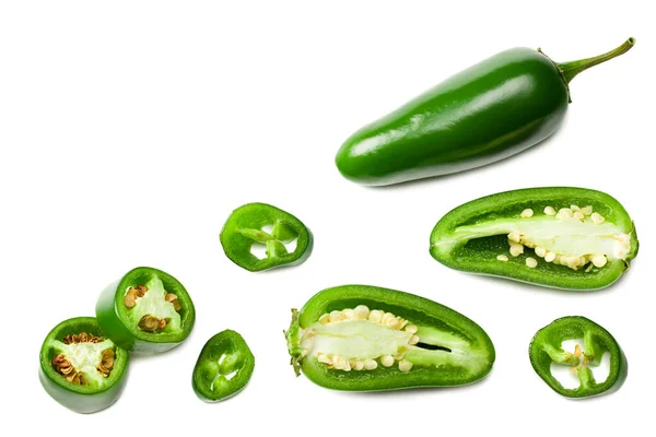 Gesneden Jalapeno Paprika Geïsoleerd Witte Achtergrond Groene Chili Peper Capsicum — Stockfoto