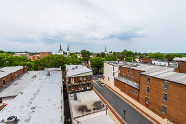 Tarihi Frederick, Maryland Carroll Creek Promena yakınındaki hava
