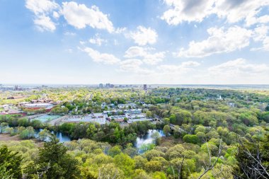 Tarihi Frederick, Maryland Carroll Creek Promena yakınındaki hava