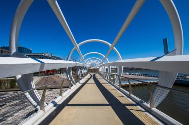 Tarihi Frederick, Maryland Carroll Creek Promena yakınındaki hava