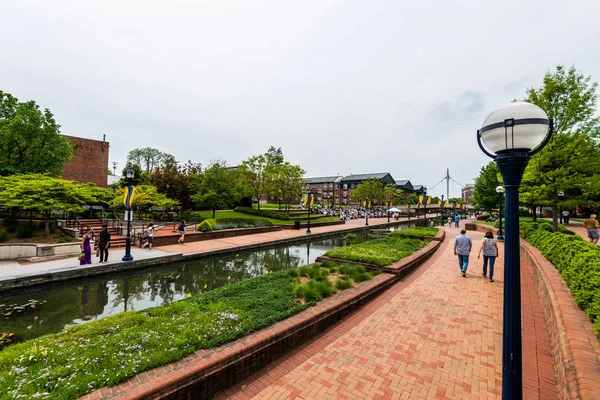 Carroll Creek Promenade Park en Federick, Maryland — Foto de Stock