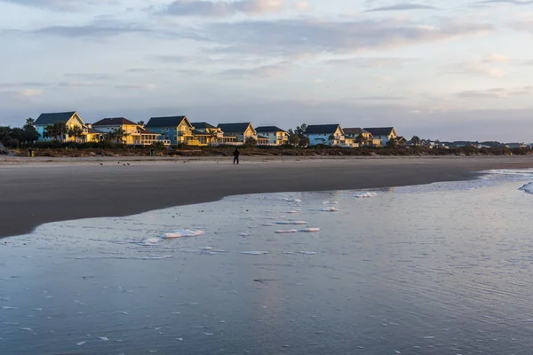 Isle Palms, Charleston Güney arabada evlerde plaj manzarası