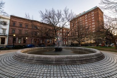 Görünümü, şehir merkezinde Mount Vernon, baltimore maryand baharda vurdu