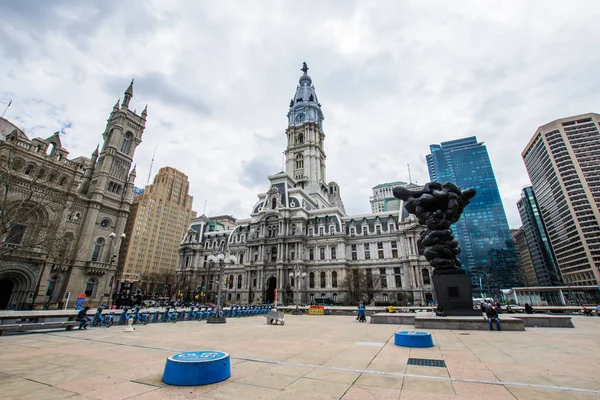 Thomas paine plaze in center city philadelphia, pennsylvania dur — Stock Photo, Image